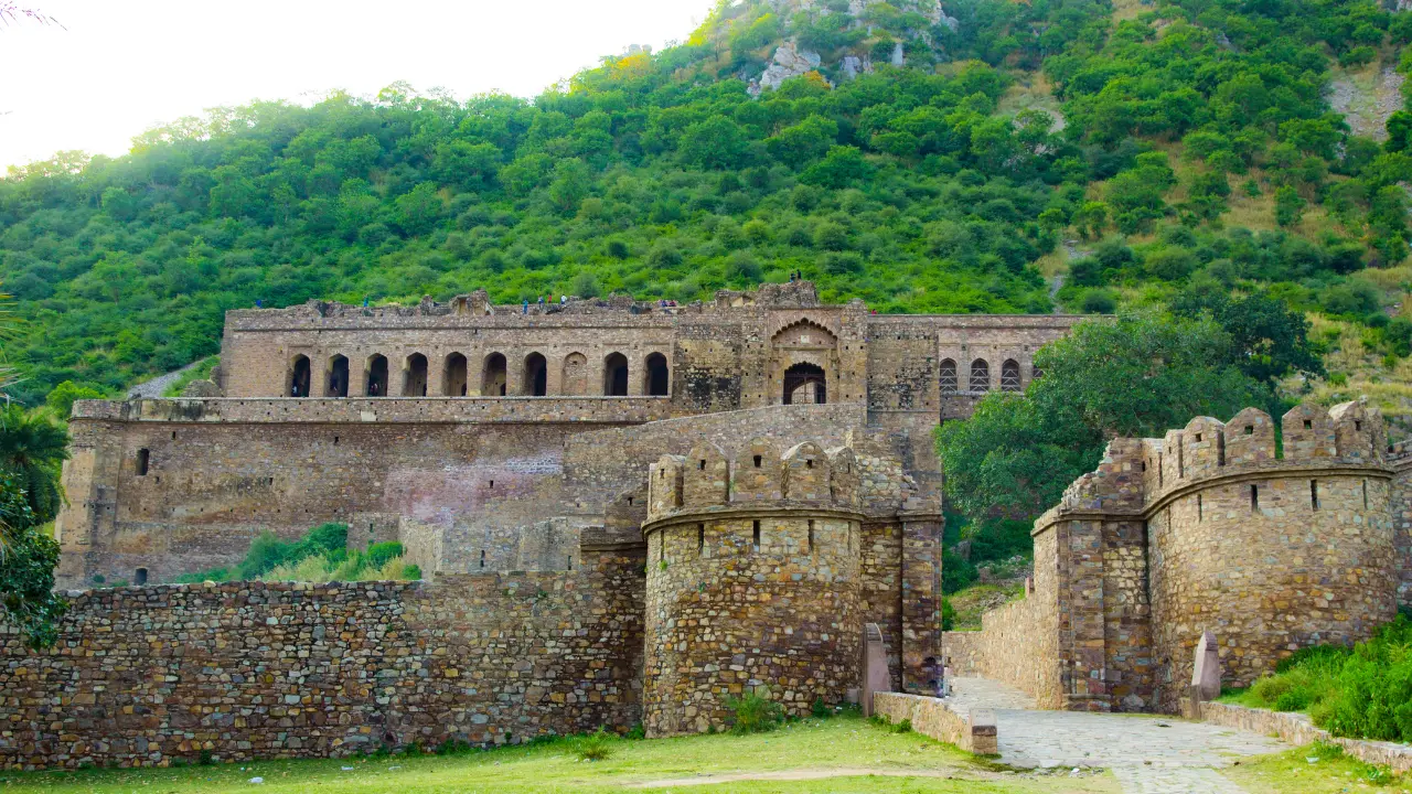 kanakwari fort, Places to visit near Sariska National Park