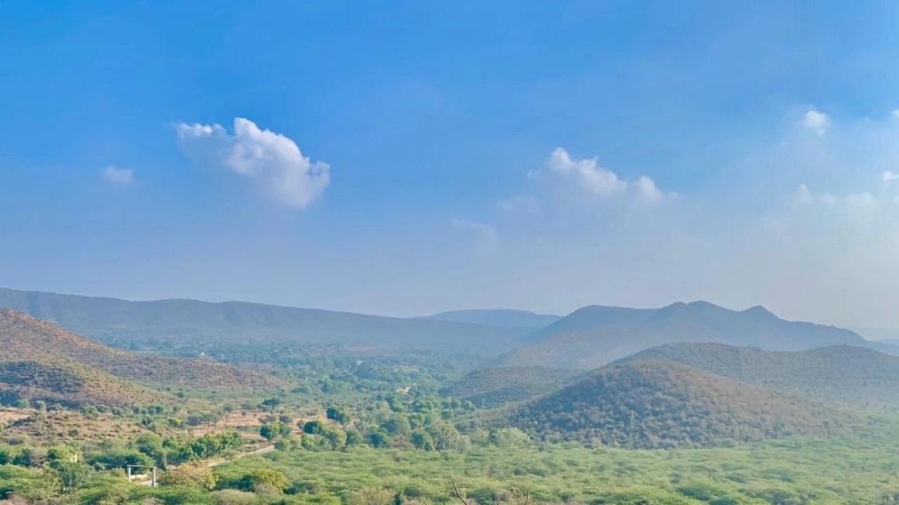You are currently viewing Sariska for Adventure Seekers: Trekking, Camping, and More