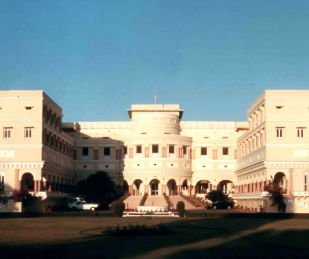 Sariska Palace Rajasthan - wildlife lodge and resort in Sariska